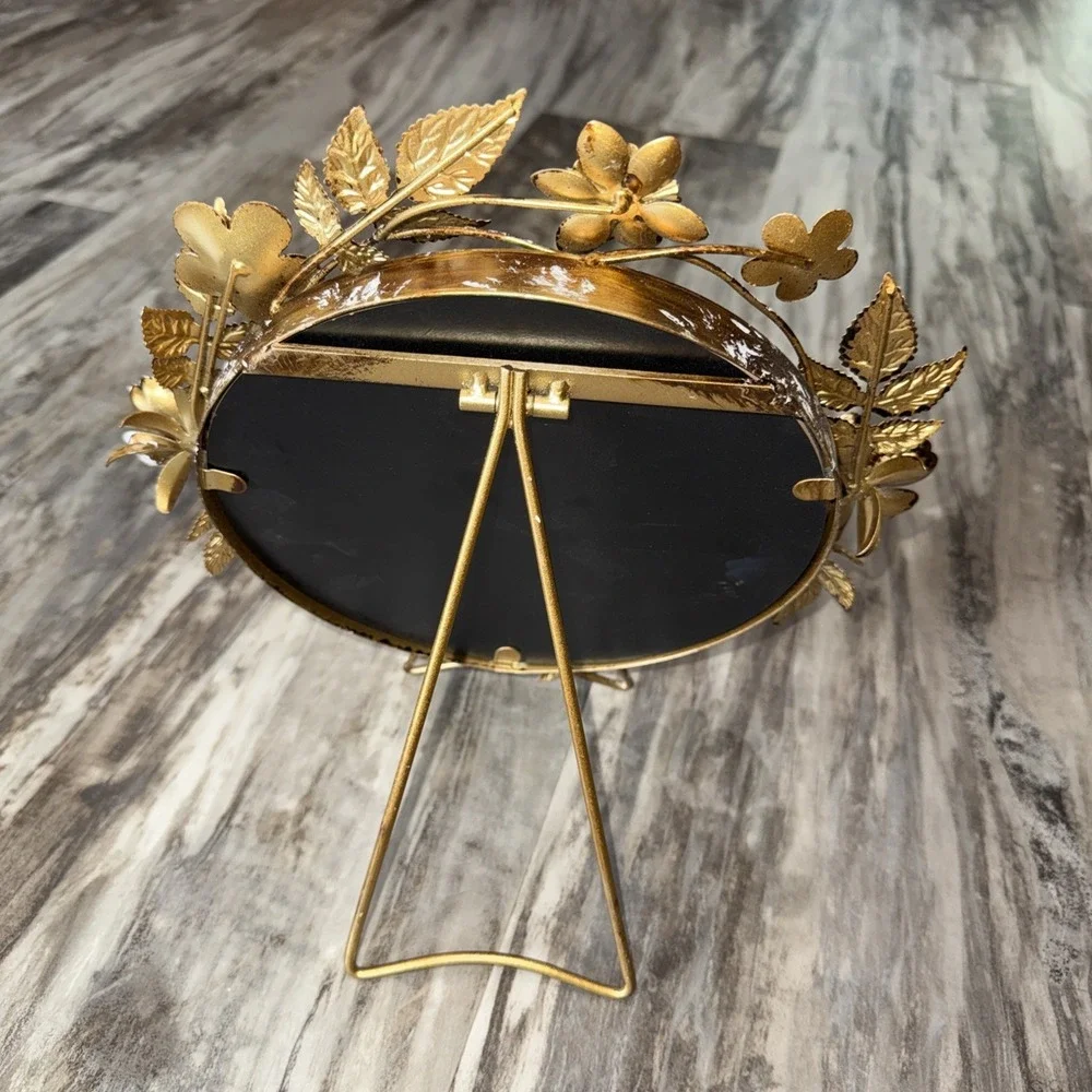 Vintage Ornate Metal Gold Floral Ivy Round Mirror Hanging Table Top Frame 11 In